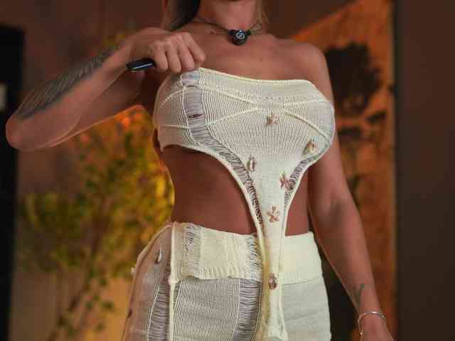 Modella: EvelynEvyy