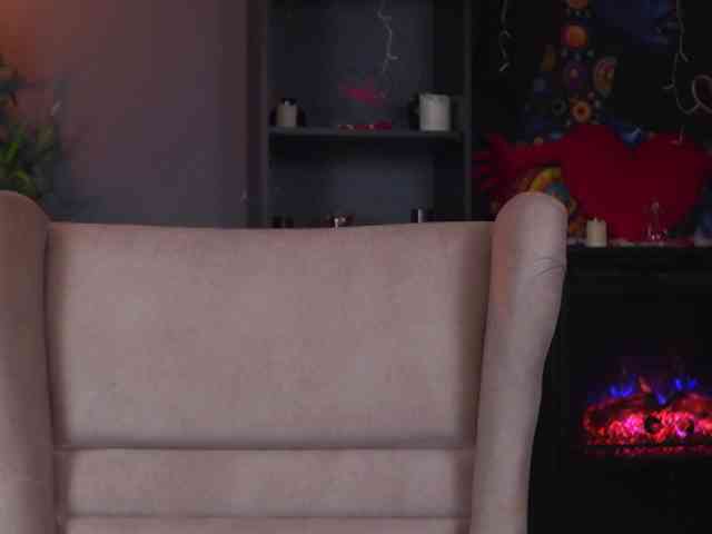 EvelynEvyy webcam