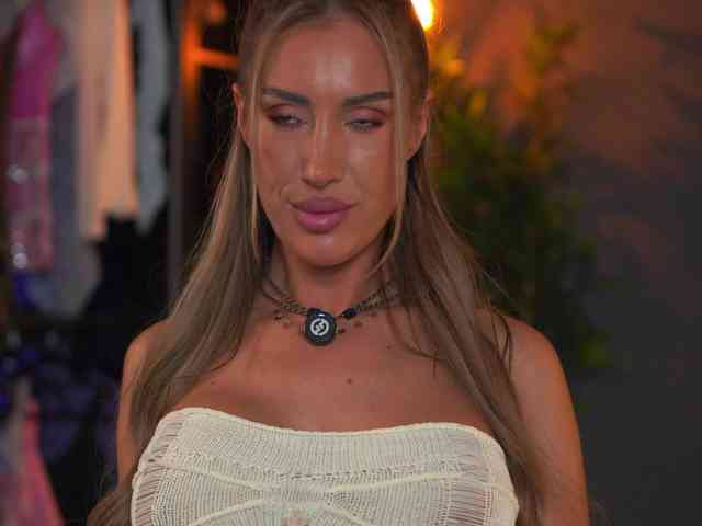 Modella: EvelynEvyy