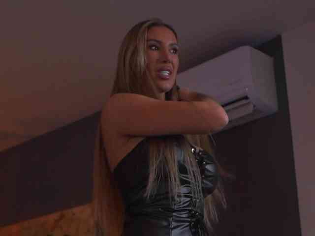 Modella: EvelynEvyy