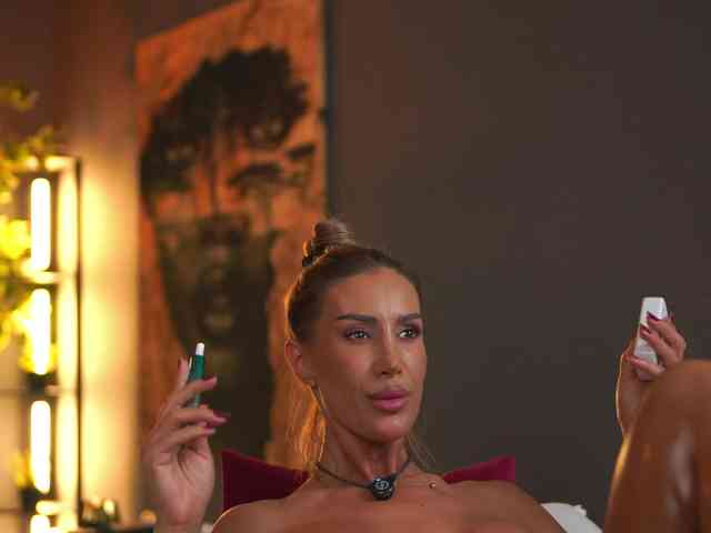 Modella: EvelynEvyy