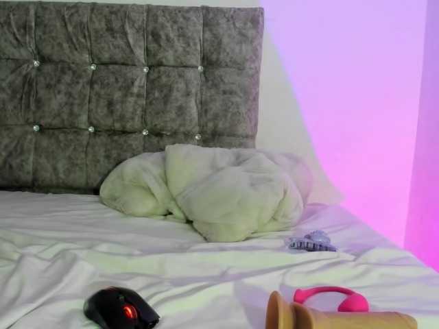 kareena-basu live cam on BongaCams