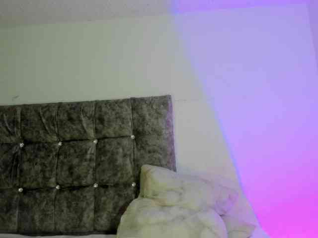 kareena-basu webcam