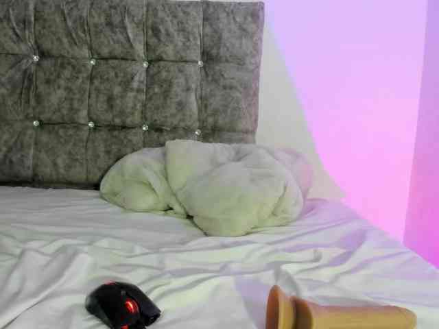 kareena-basu webcam