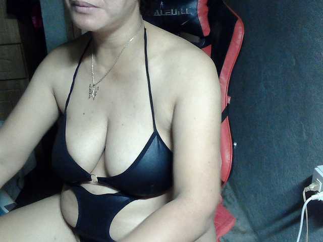 Prettyann46 live webcam show
