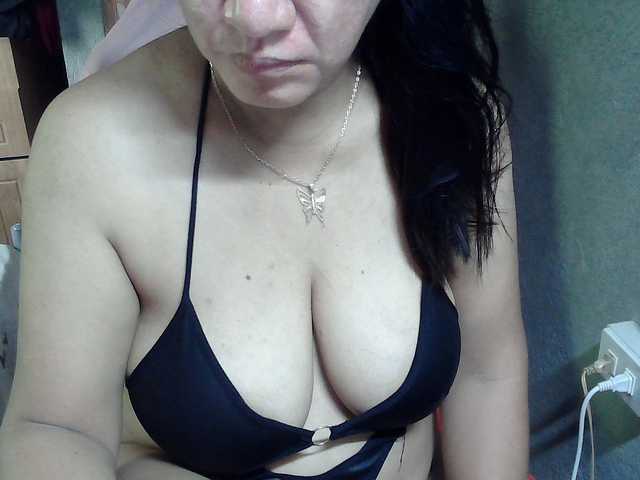 Prettyann46 live cam on BongaCams