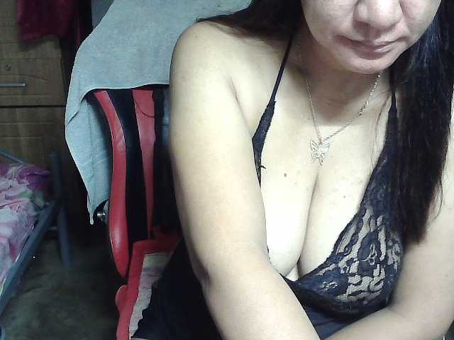 Prettyann46 live cam on BongaCams
