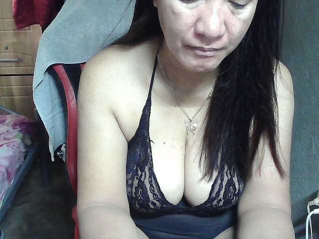 Prettyann46 live cam on BongaCams