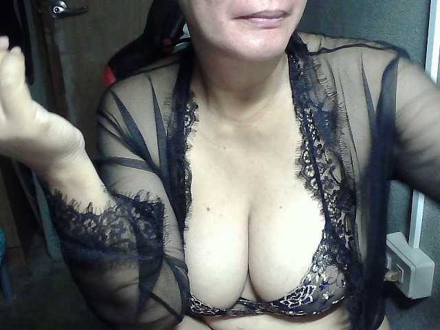 Prettyann46 live cam on BongaCams