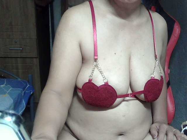 Prettyann46 live cam on BongaCams