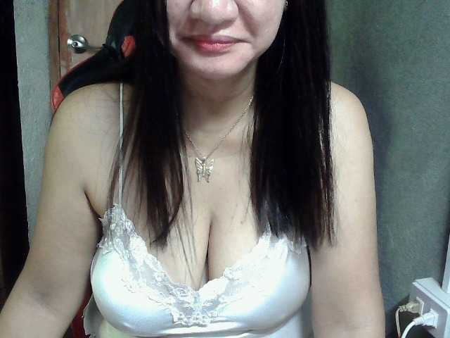 Prettyann46 live cam on BongaCams