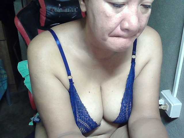Prettyann46 live cam on BongaCams