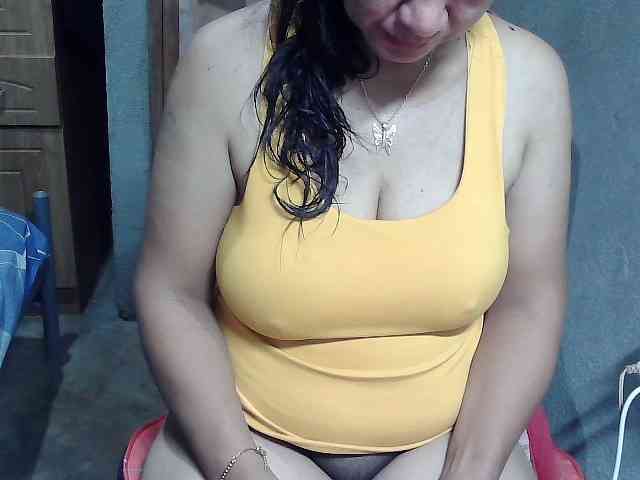 Prettyann46 webcam