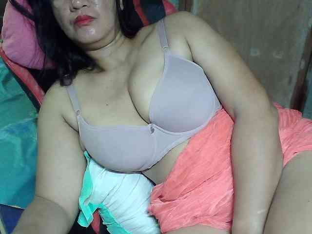 Prettyann46 webcam