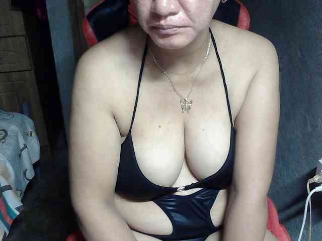 Prettyann46 webcam