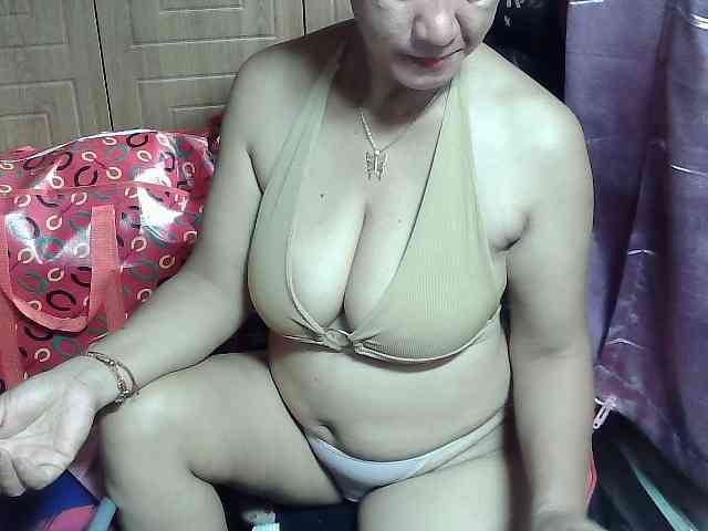 Prettyann46 webcam