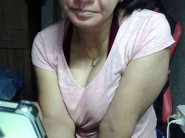 Prettyann46 webcam