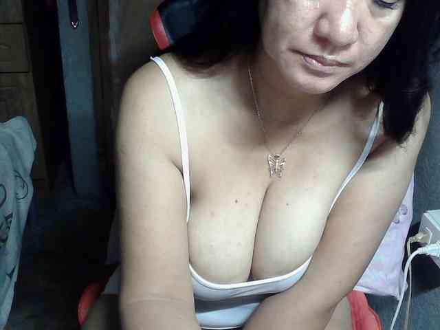 Prettyann46 webcam