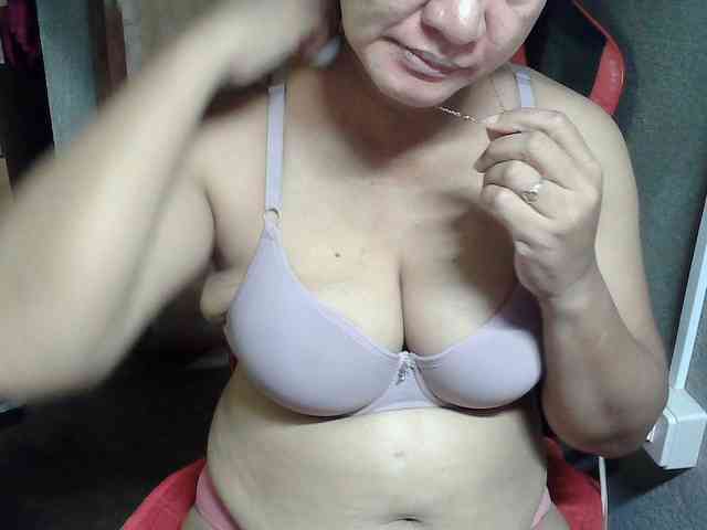 Prettyann46 webcam