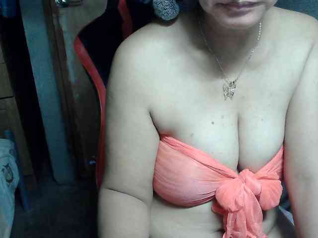 Prettyann46 webcam