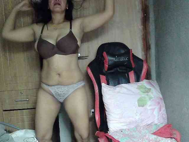 Prettyann46 webcam