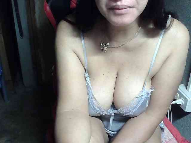 Prettyann46 webcam