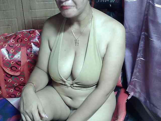 Prettyann46 webcam