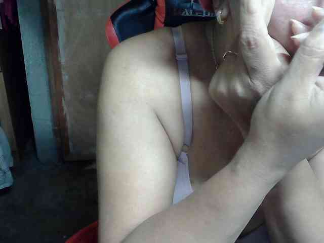 Prettyann46 webcam