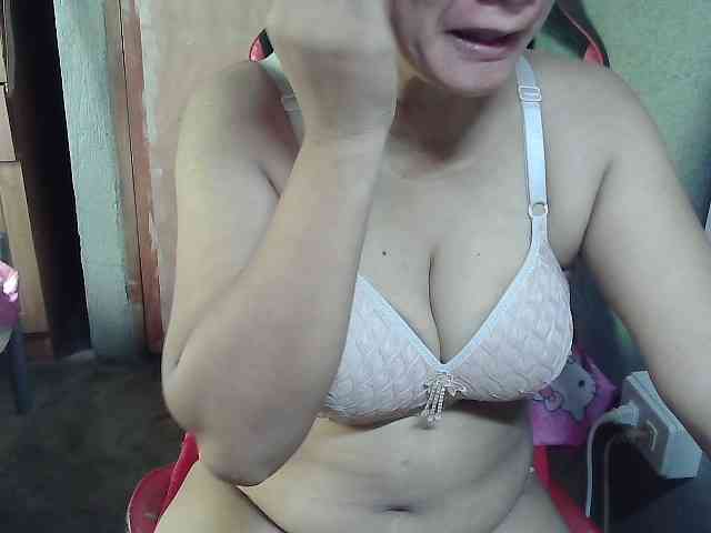 Prettyann46 webcam
