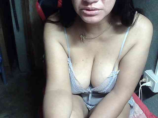 Prettyann46 webcam