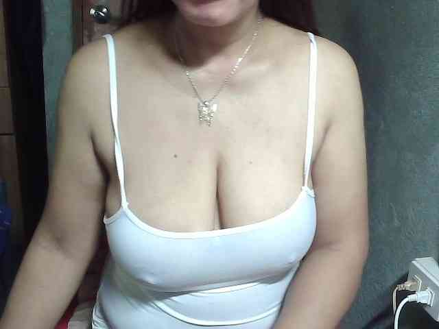 Prettyann46 webcam