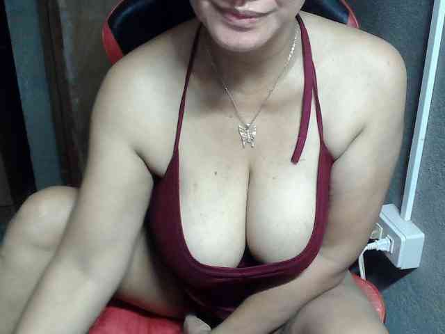 Prettyann46 webcam