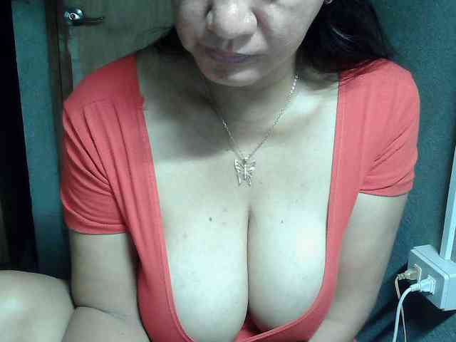 Prettyann46 webcam