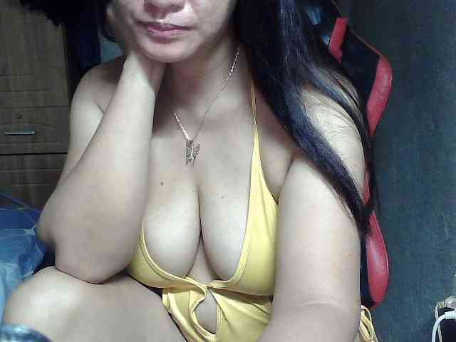 Prettyann46 webcam