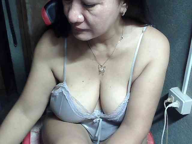 Prettyann46 webcam