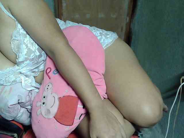 Prettyann46 webcam