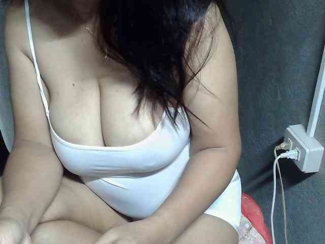Prettyann46 webcam