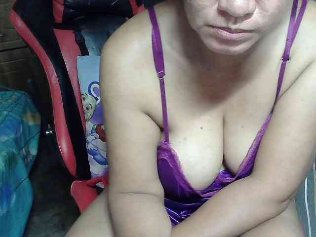 Prettyann46 webcam
