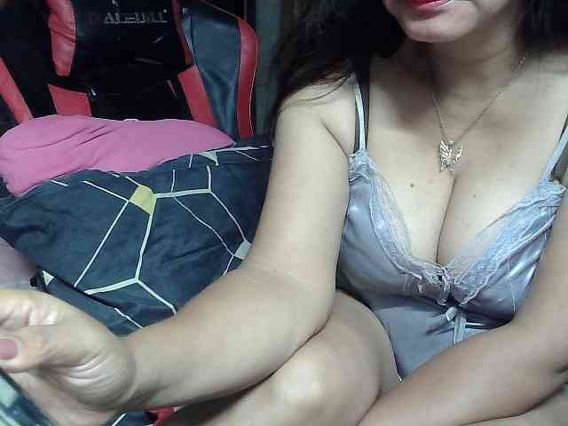Prettyann46 webcam
