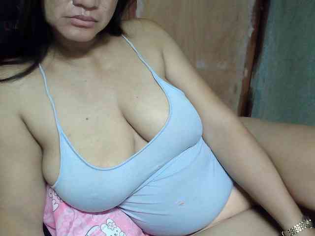 Prettyann46 webcam