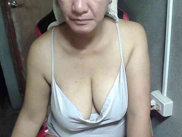 Prettyann46 webcam