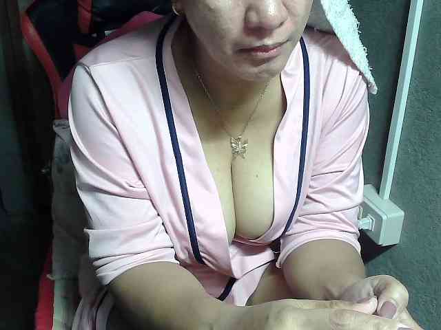Prettyann46 webcam