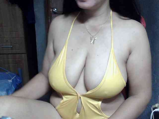 Prettyann46 webcam