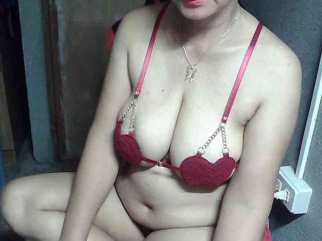 Prettyann46 webcam