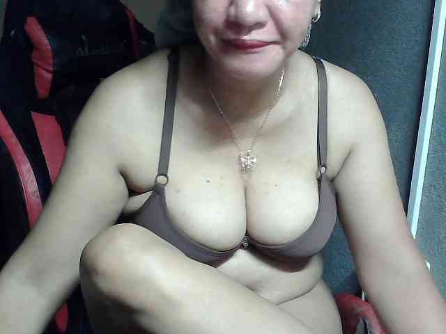 Prettyann46 webcam