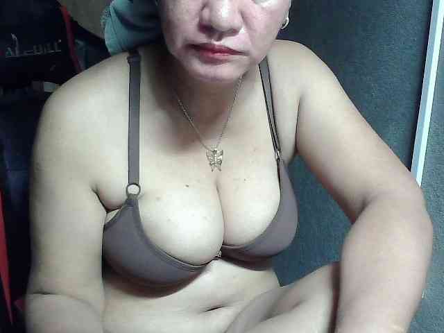 Prettyann46 webcam