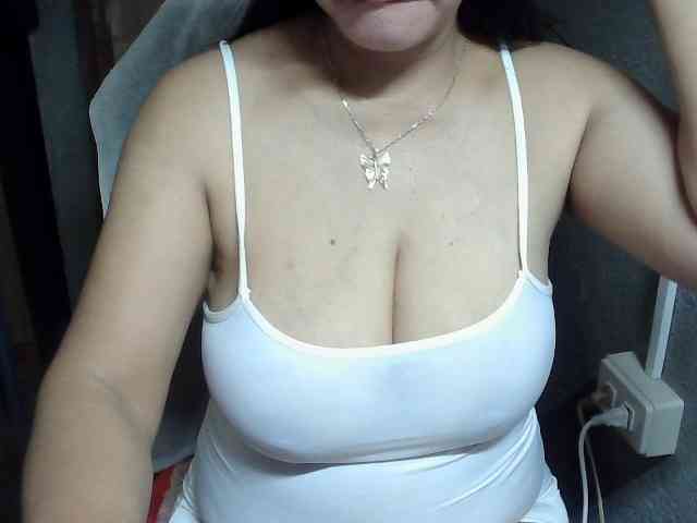 Prettyann46 webcam