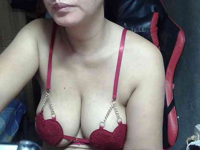 Prettyann46 webcam