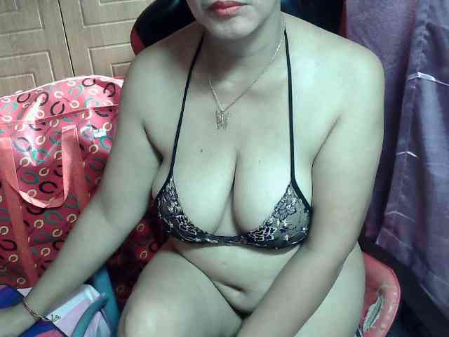 Prettyann46 webcam