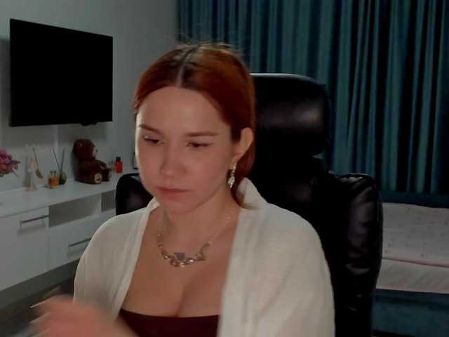 KylieChapman Live Cam on BongaCams